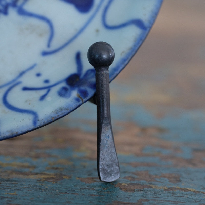 Hand Forged Metal Display Stand For Plate