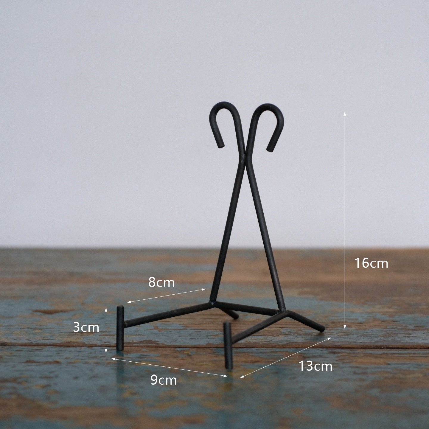Hand Forged Metal Display Stand For Picture